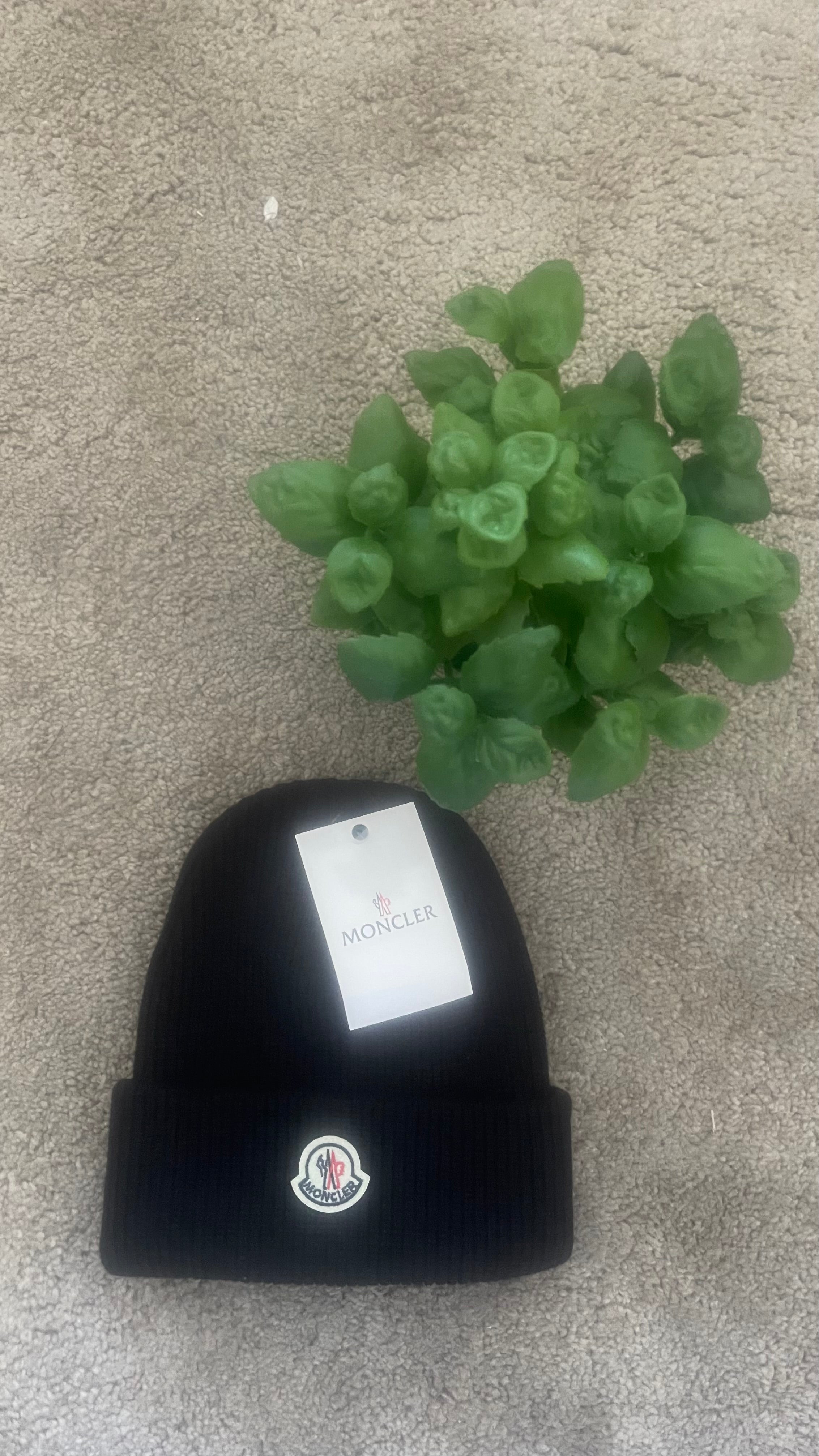 Beanie (in stock)